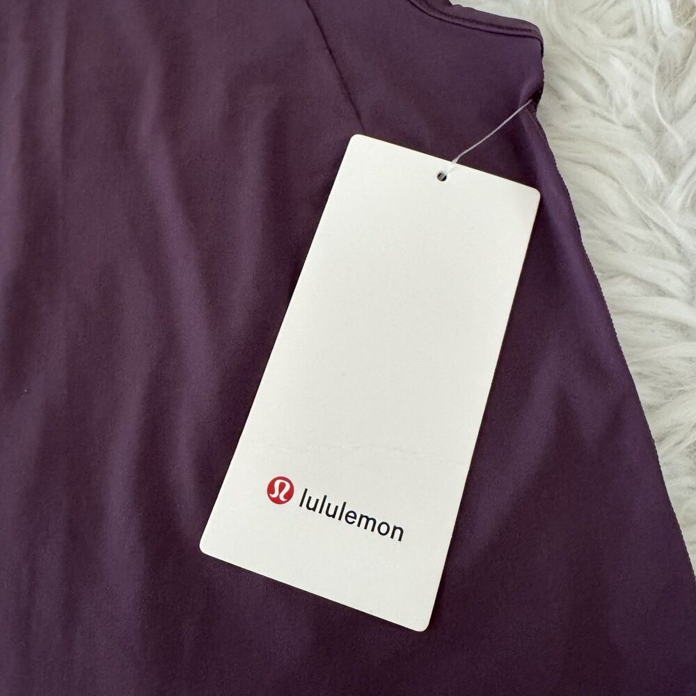 Lululemon Sculpt Cropped Tank Women’s Size 2 Flowy Grape Thistle Quick Dry NWT - Picture 2 of 11